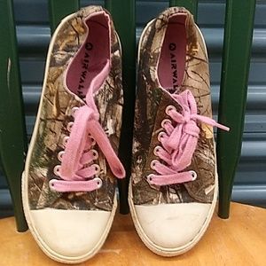 Girls Airwalk Lowrise Sneakers